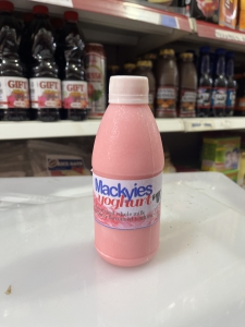 Macykies Yoghurt Strawberry 300ml