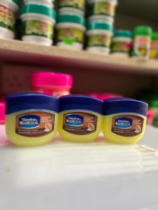 Vaseline Blue Seal 95ml