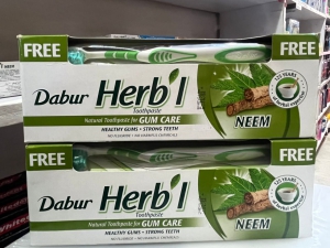 Dabur Herbal Tooth Paste 150g