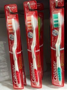 Colgate Extra Clean Tooth Brush